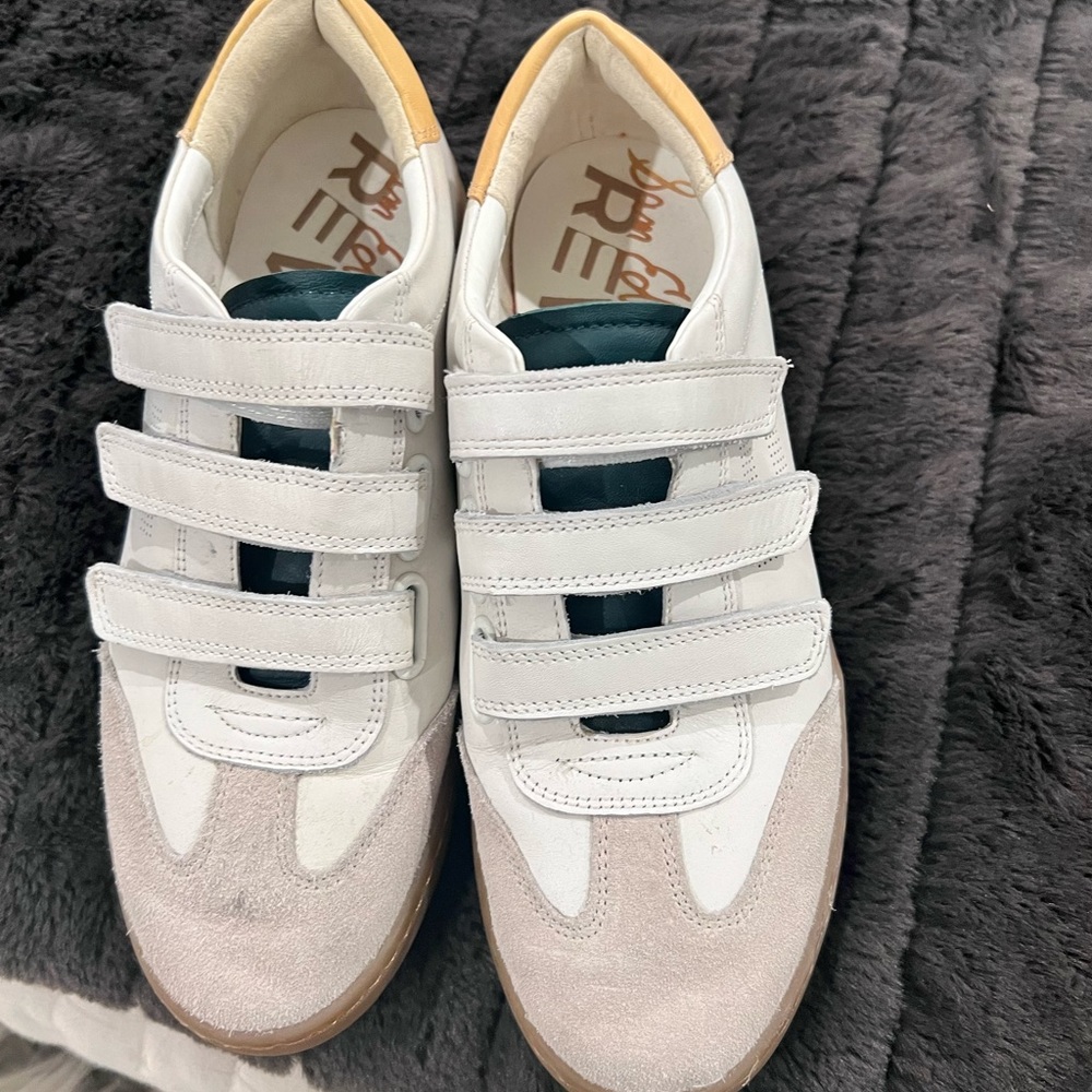 Worn only two to three times. Sam Edelman Reve Sneakers